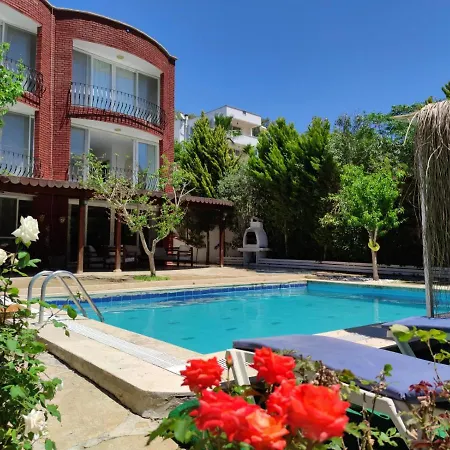 Villa Kuyucak Ikiz Villa Bodrum